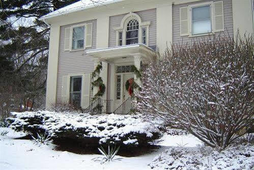 White Horse Inn Pittsfield Exteriör bild